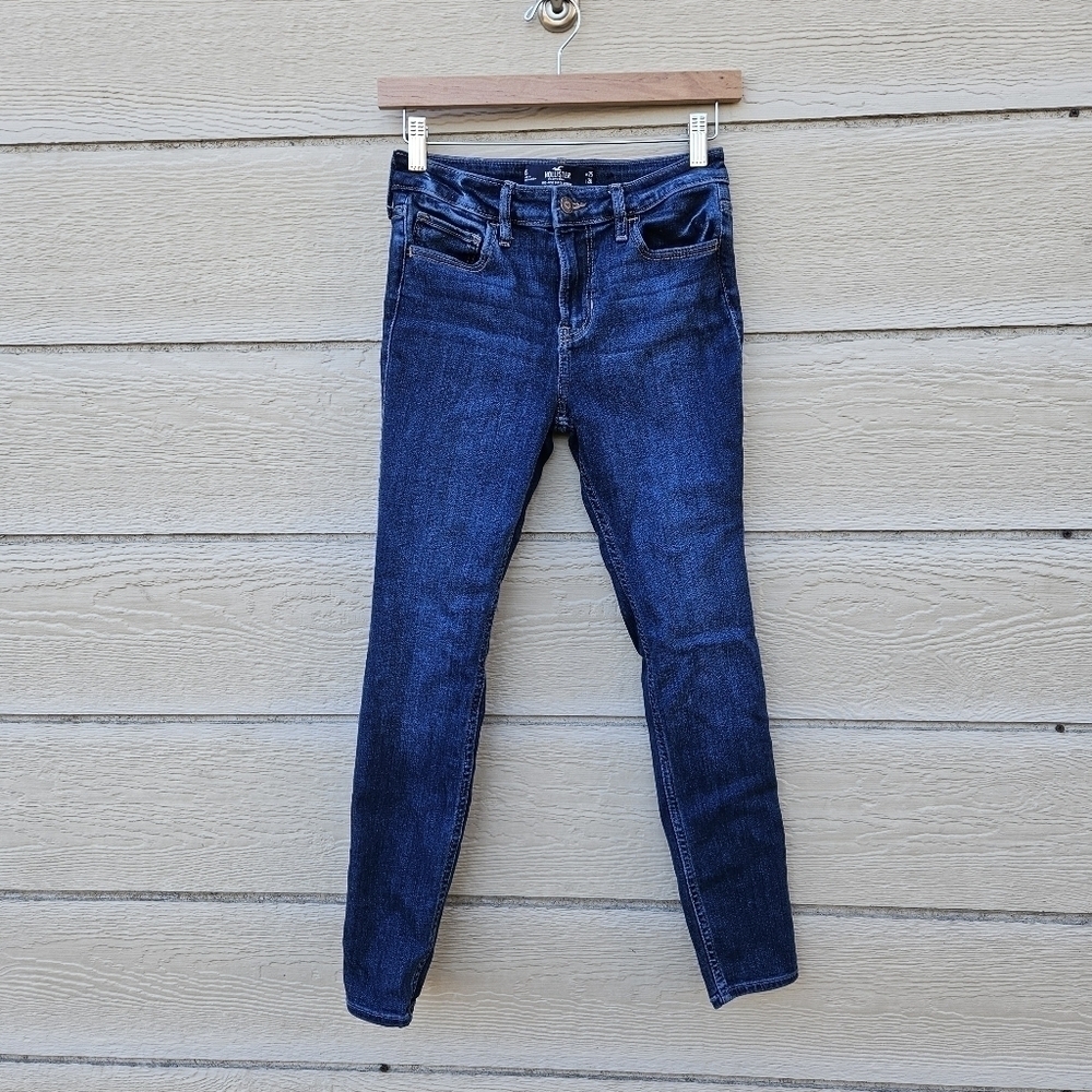 Hollister midrise super skinny dark wash jeans 1S short W25 L26